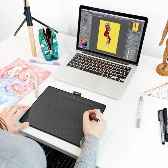 Wacom Intuos Creative Pen Bluetooth Tablet Medium - Black OPEN BOX - Picture 2 of 6